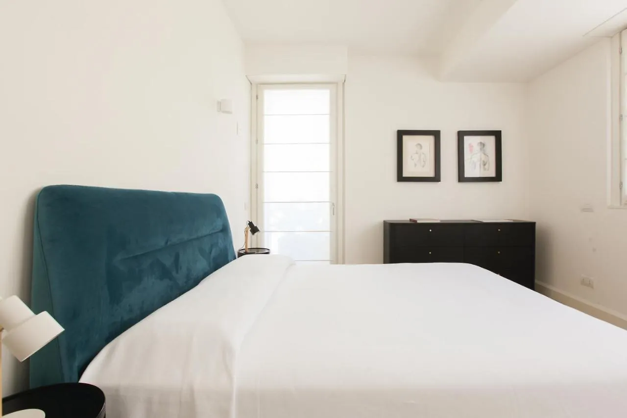 Fresh And Elegant Apartment Pta Venezia District Milánó
